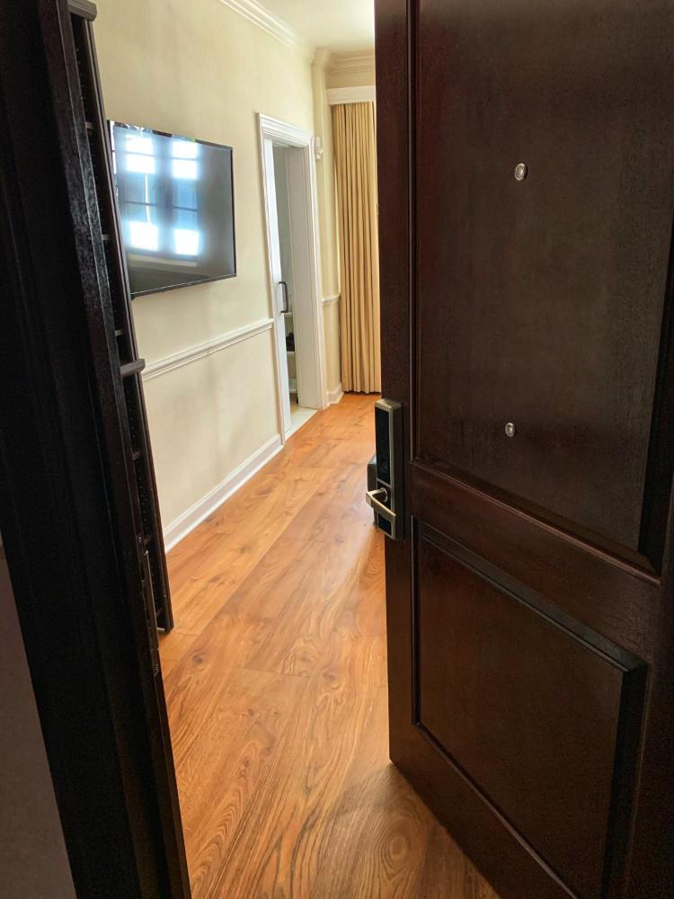 King ADA Room  interior